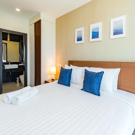 Wyndham Royal Lee Phuket Hotel Nai Yang Exterior photo