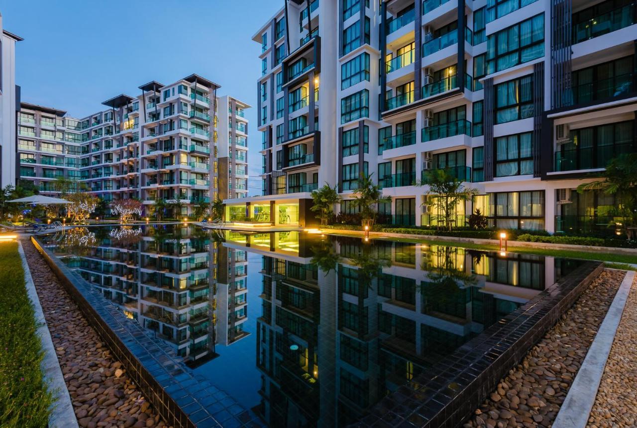 Wyndham Royal Lee Phuket Hotel Nai Yang Exterior photo