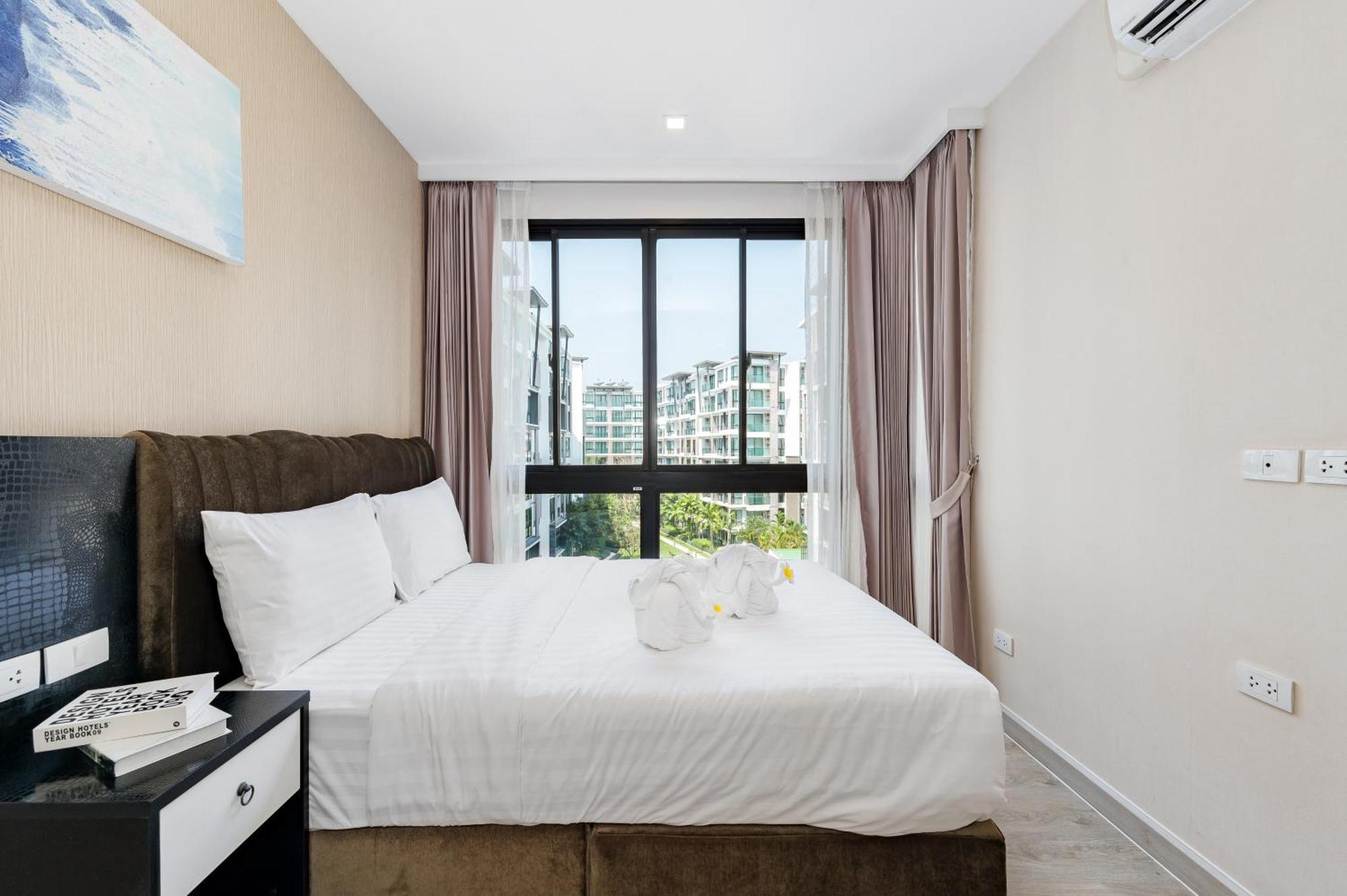 Wyndham Royal Lee Phuket Hotel Nai Yang Exterior photo