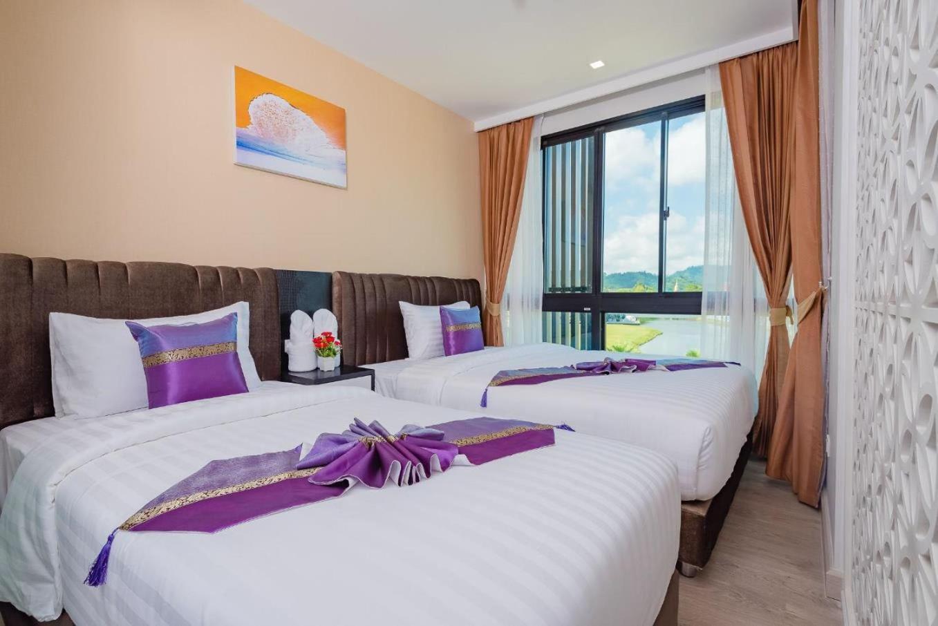 Wyndham Royal Lee Phuket Hotel Nai Yang Exterior photo