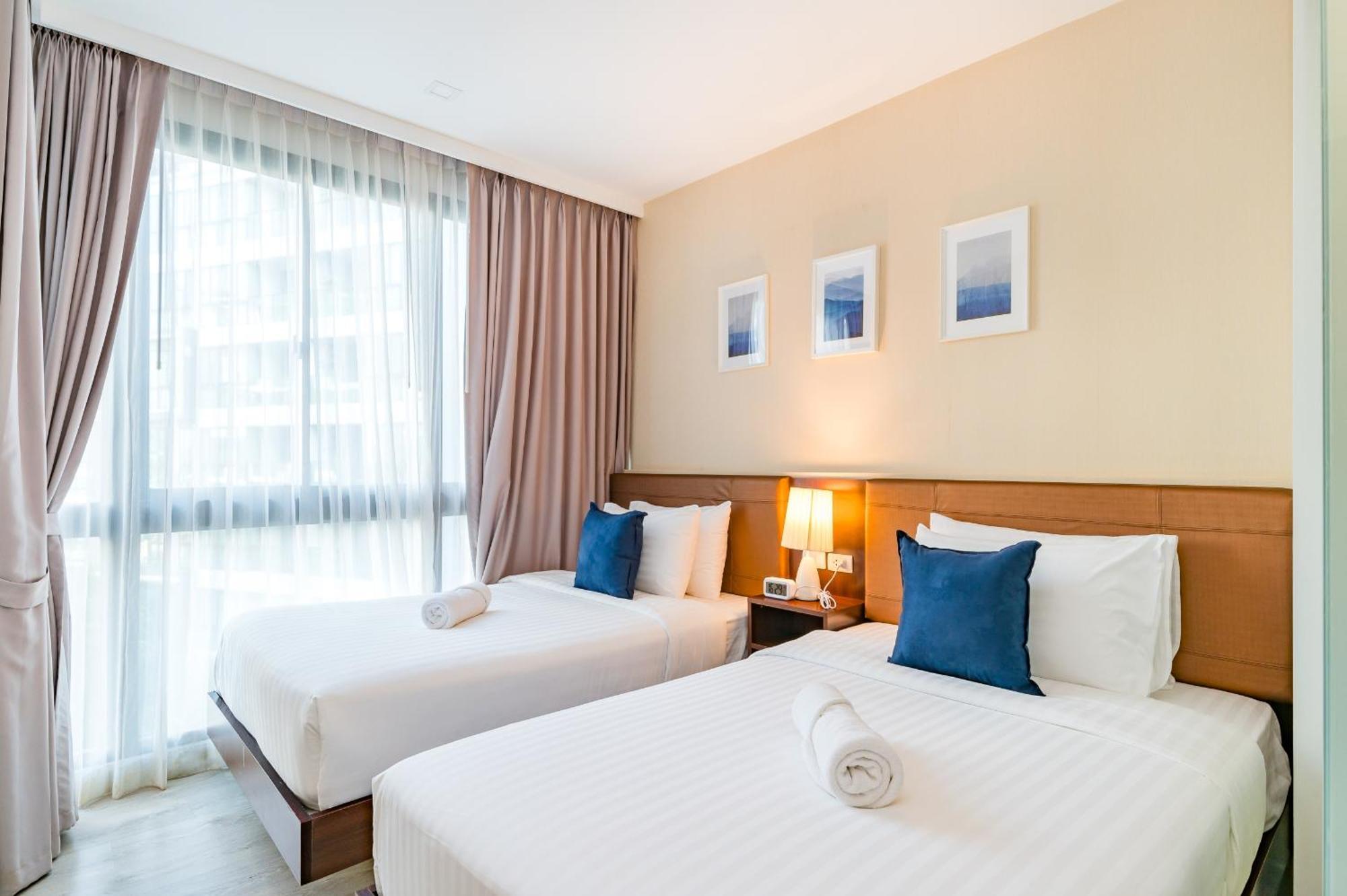 Wyndham Royal Lee Phuket Hotel Nai Yang Exterior photo