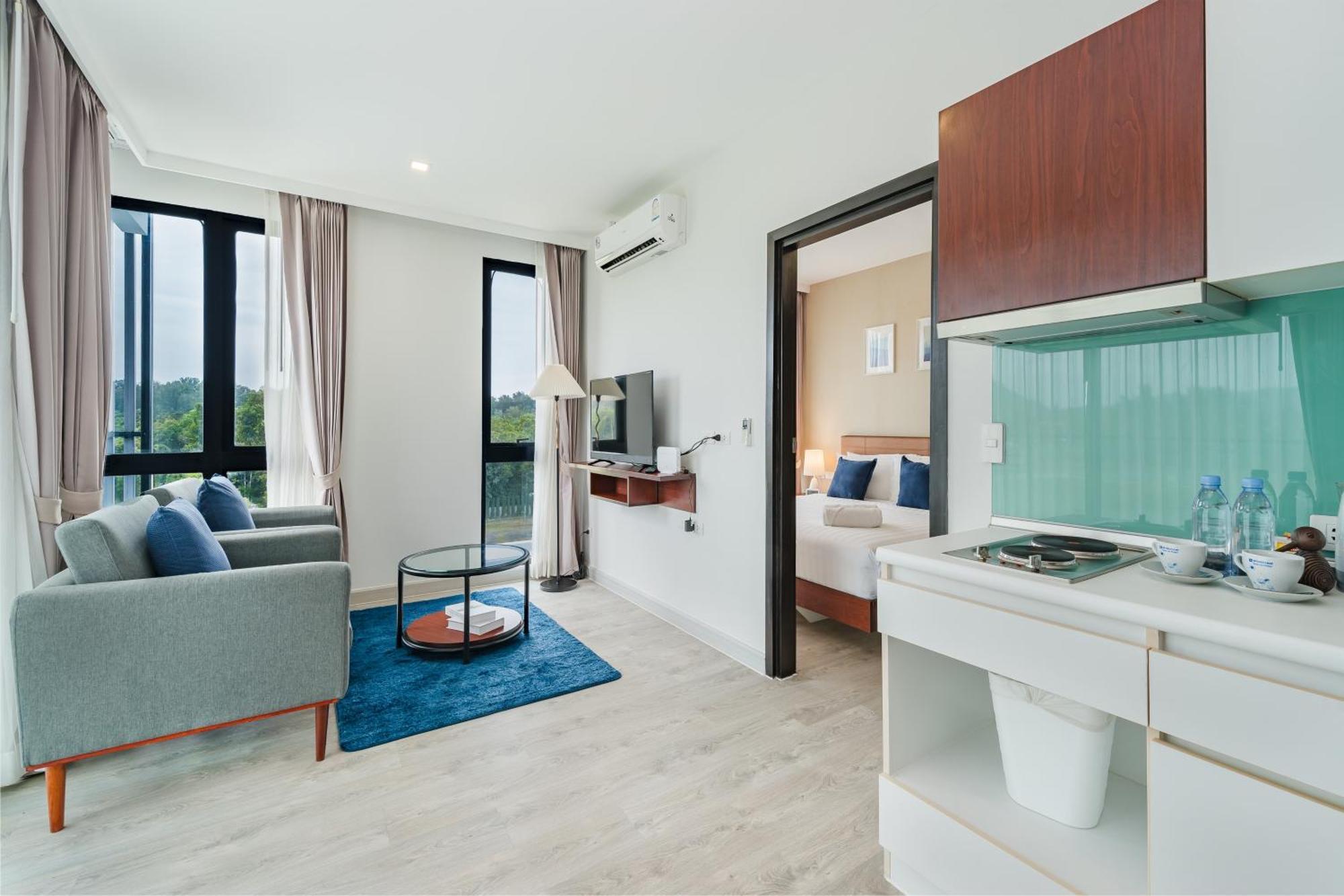 Wyndham Royal Lee Phuket Hotel Nai Yang Exterior photo